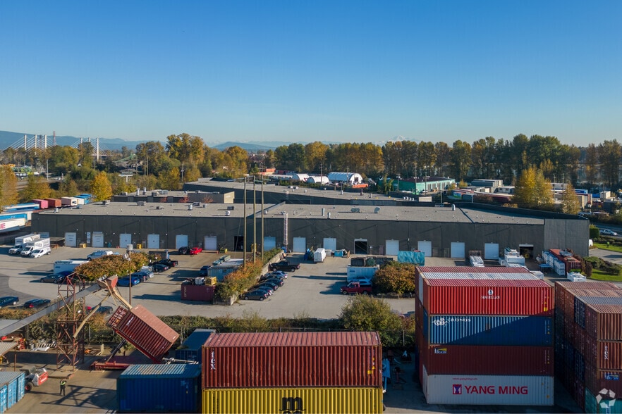 More Photos Of 1225 Kingsway Ave, Port Coquitlam Warehouse For Lease