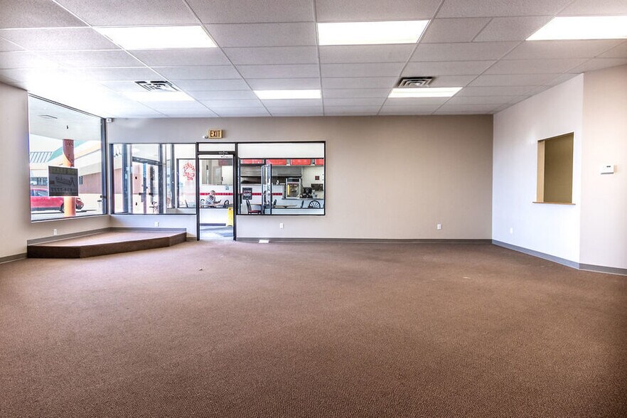 More Photos Of 1195 Lincoln Ave, Lockport General Retail For Lease