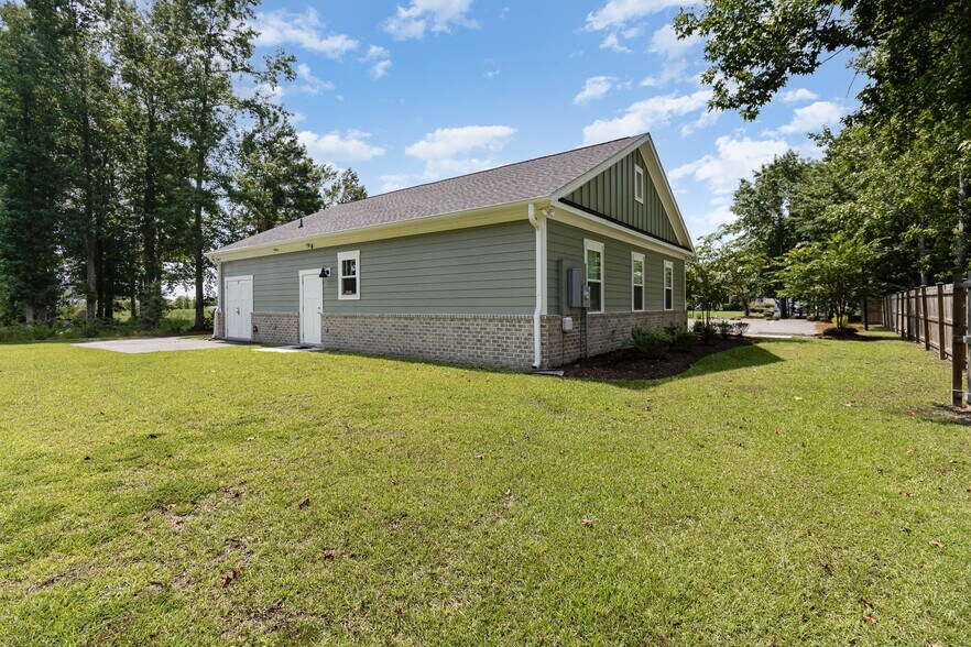 More Photos Of 125 Co Op Rd, Myrtle Beach Office Residential For Lease