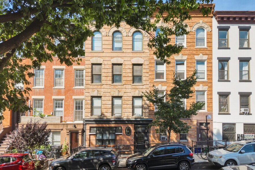 Primary Photo Of 117 President St, Brooklyn Apartments For Sale