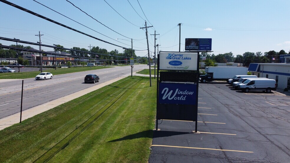 More Photos Of 562 S Reynolds Rd, Toledo Warehouse For Lease