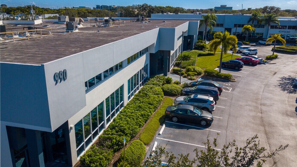 More Photos Of 990 S Rogers Cir, Boca Raton Manufacturing For Lease