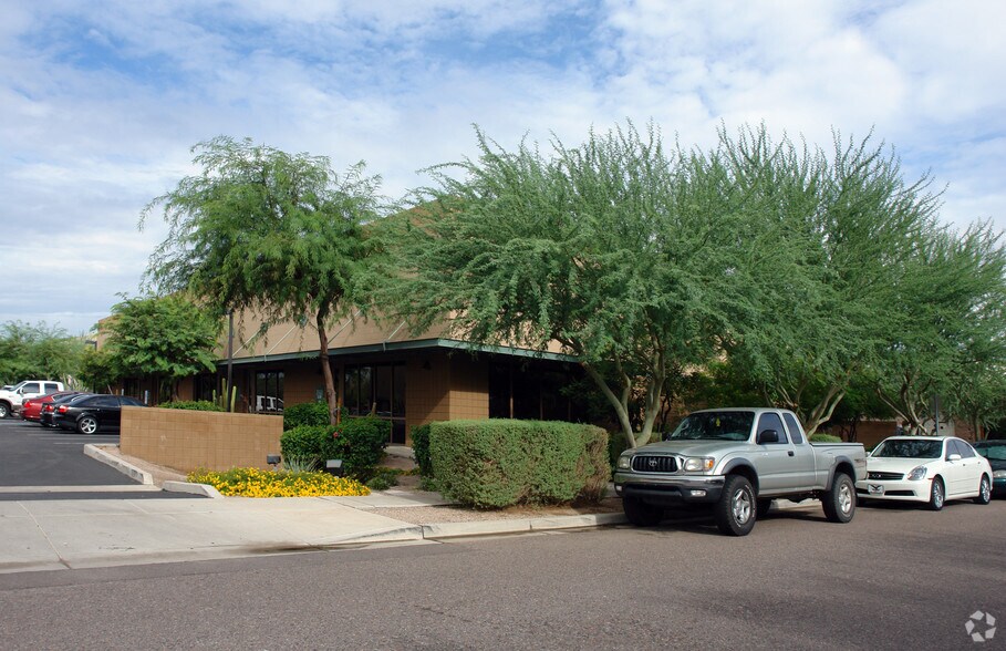 More Photos Of 20830 N 25th Pl, Phoenix Warehouse For Lease