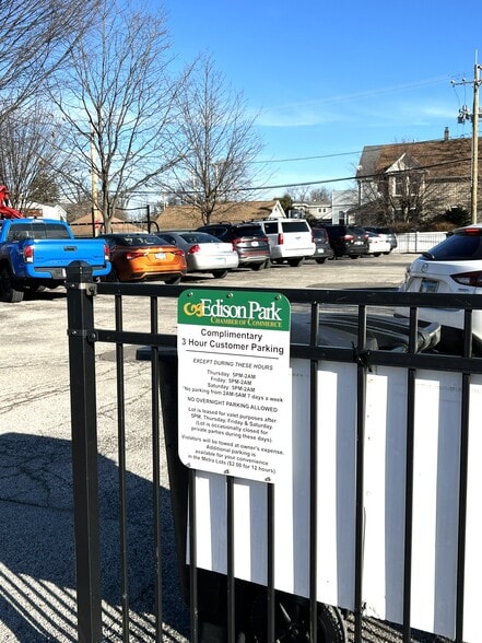 More Photos Of 6728-6730 N Northwest Hwy, Chicago Restaurant For Sale