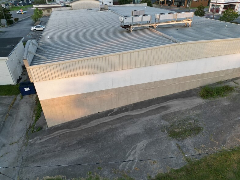 More Photos Of 3850 Holston Dr, Knoxville Supermarket For Sale