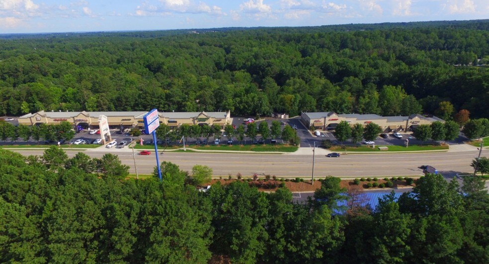 More Photos Of 6880 Douglas Blvd, Douglasville General Retail For Lease