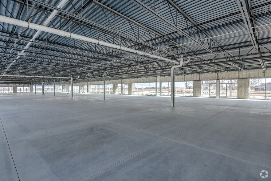 More Photos Of 13203 Globe Dr, Mount Pleasant Unknown For Lease