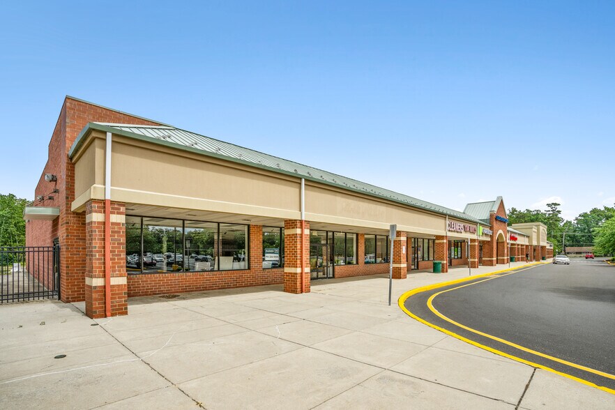 More Photos Of 18 Broadway, Browns Mills Unknown For Lease