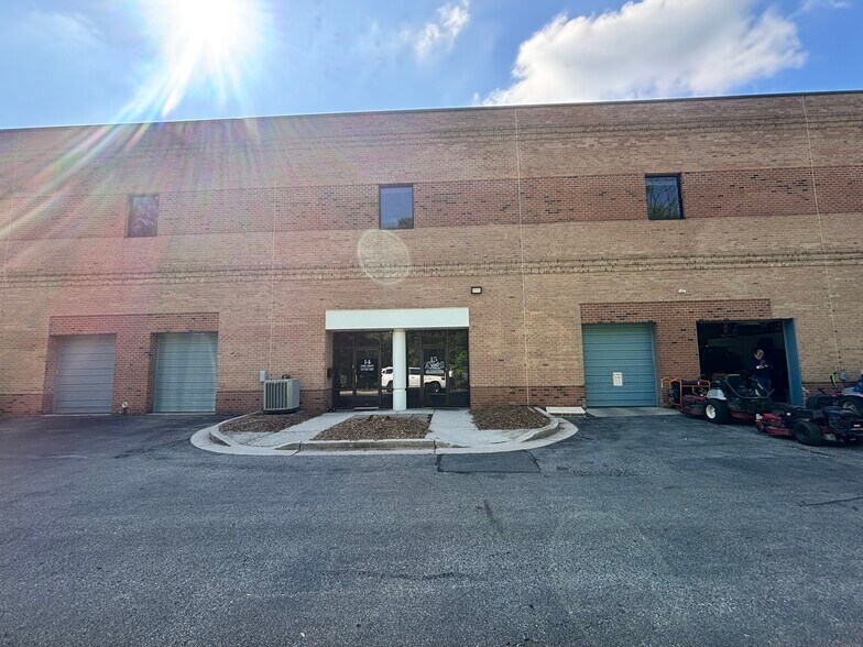 More Photos Of 1244 Ritchie Hwy, Arnold Light Distribution For Sale