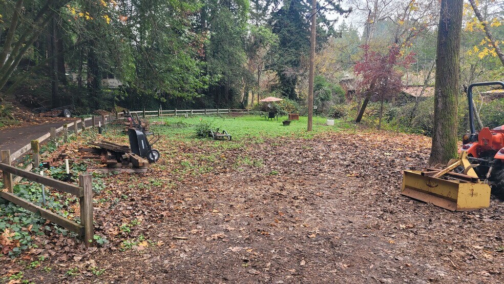 More Photos Of 12060 Highway 116 Hwy, Guerneville Storefront For Sale