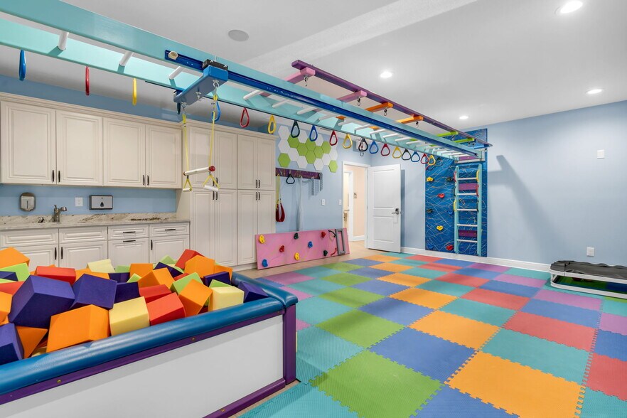 More Photos Of 4109 Armenia Ave, Tampa Medical For Sale