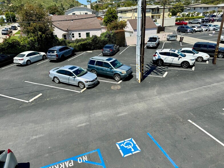 More Photos Of 2881-2895 Loma Vista Rd, Ventura Medical For Lease