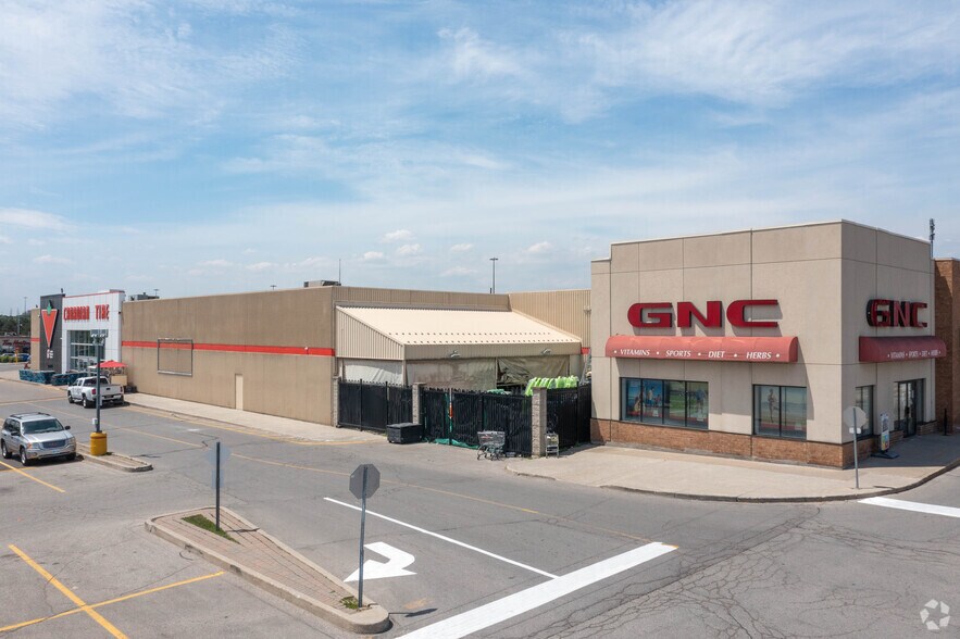 More Photos Of 2625 Weston Rd, Toronto Unknown For Lease