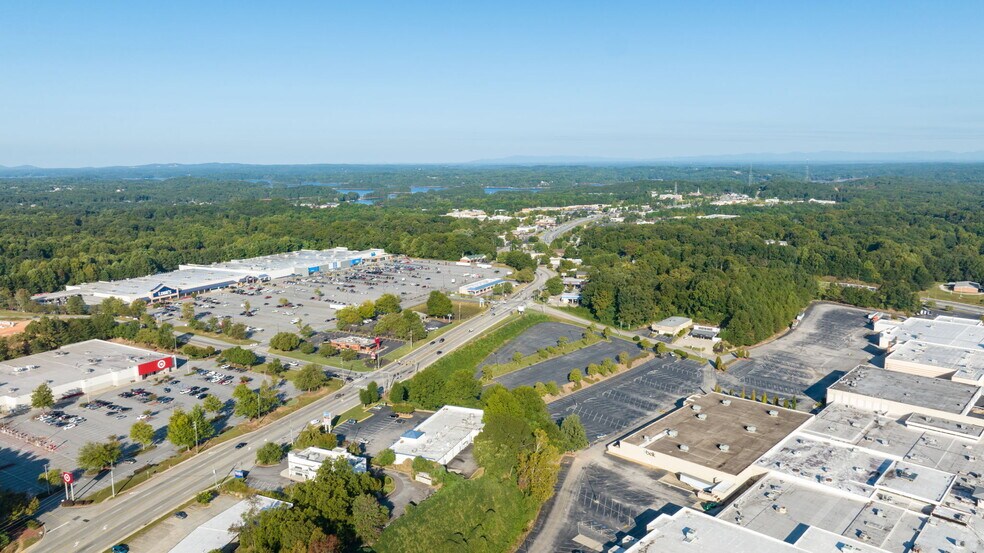 More Photos Of 1358 Plaza Dr, Gainesville Freestanding For Sale