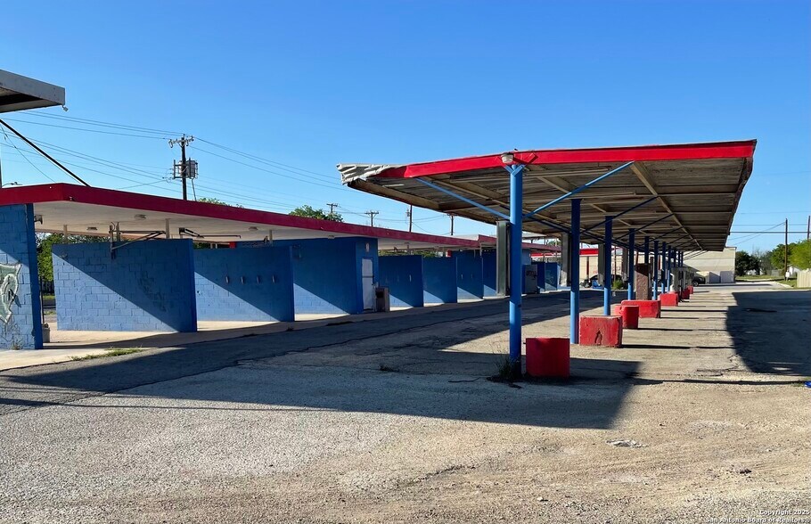 More Photos Of 1018 Cupples Rd, San Antonio Carwash For Sale