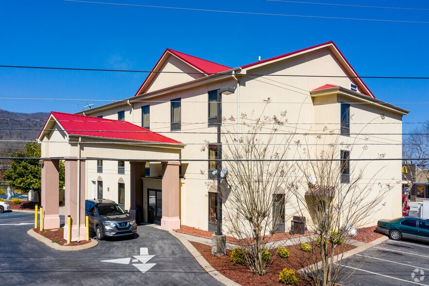 More Photos Of 150 Browns Ferry Rd, Chattanooga Hotel For Sale
