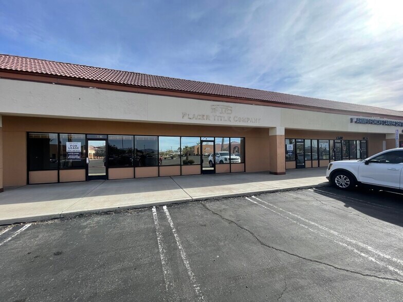 More Photos Of 730-740 N China Lake Blvd, Ridgecrest General Retail For Lease