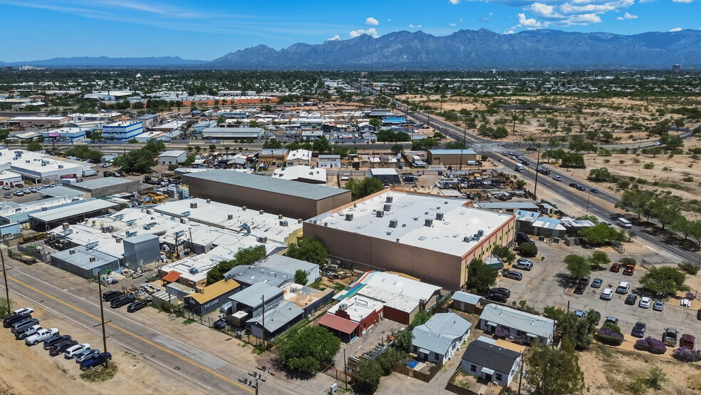 More Photos Of 3835 E Technical Dr, Tucson Warehouse For Lease