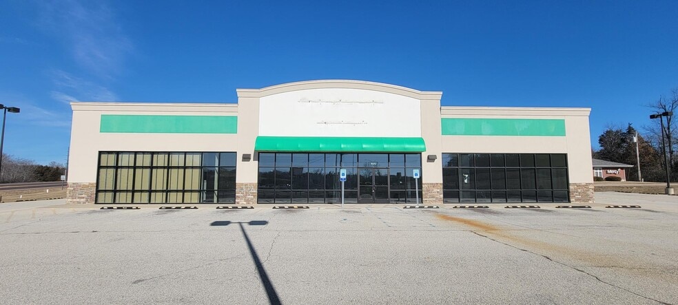Primary Photo Of 440 Highway 28, Owensville Freestanding For Sale