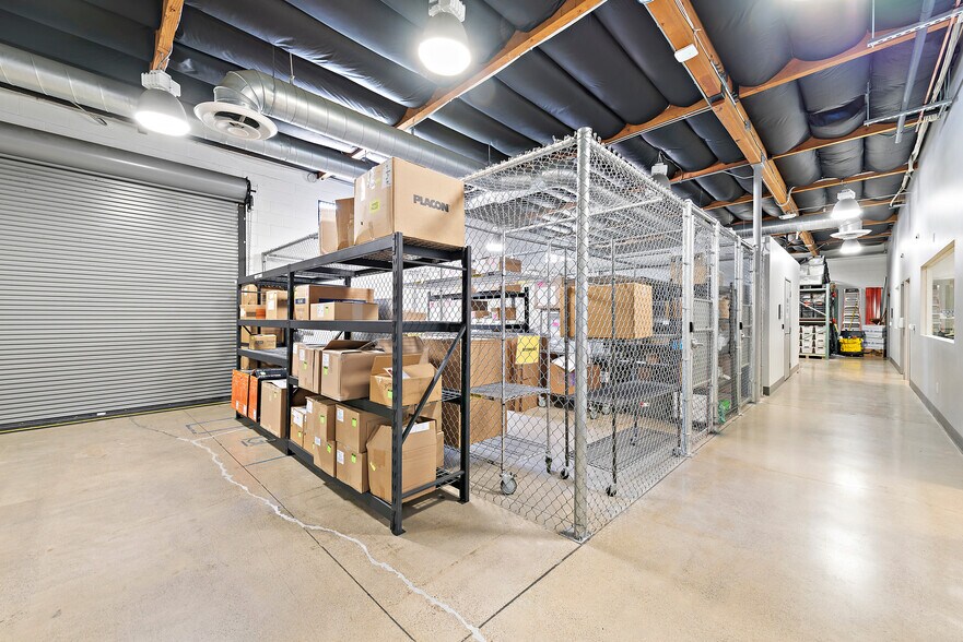 More Photos Of 1641 McGaw Ave, Irvine Research And Development For Lease