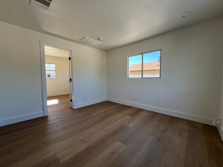 More Photos Of 315 E Carol Ave, Phoenix Apartments For Sale