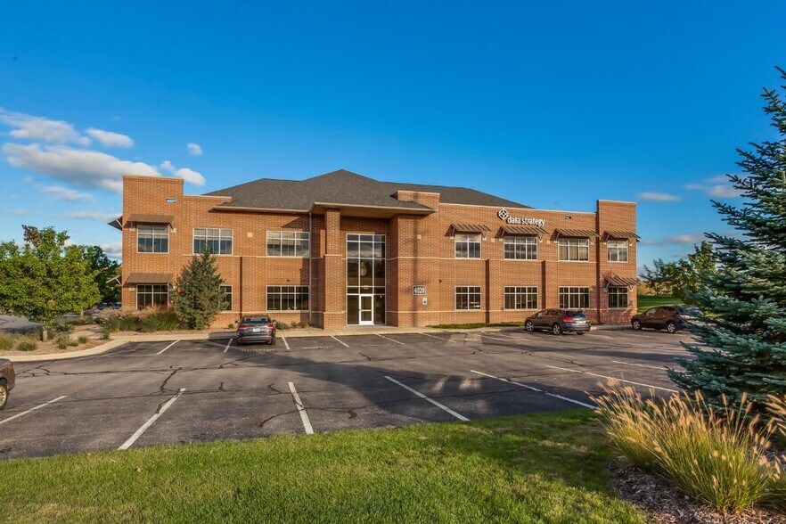 More Photos Of 4020 E Beltline Ave NE, Grand Rapids Office For Sale