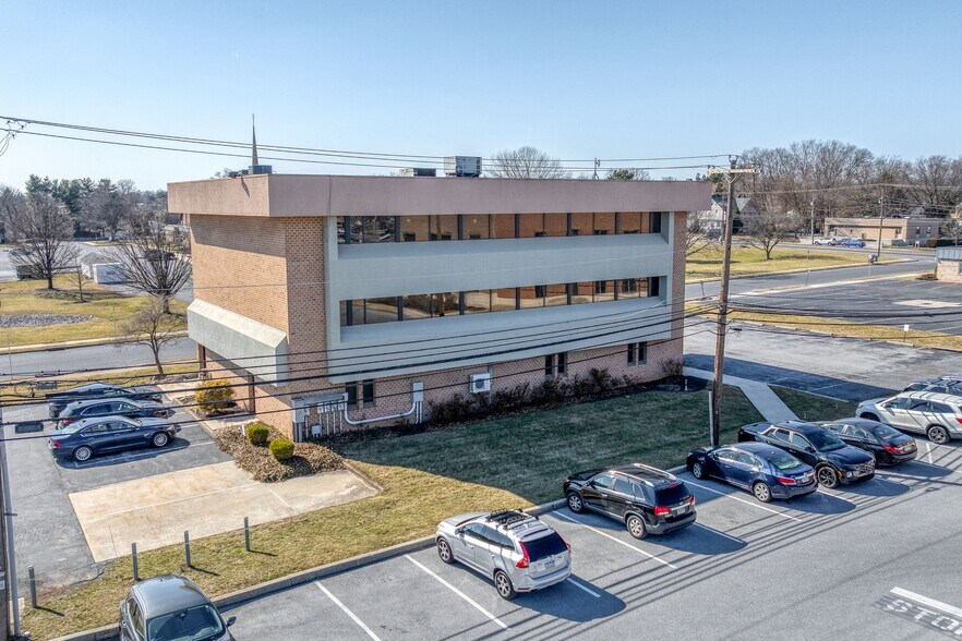 More Photos Of 99 November Dr, Camp Hill Medical For Lease