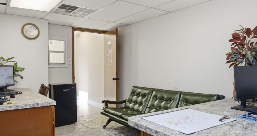 More Photos Of 2321 Hope Mills Rd, Fayetteville Unknown For Lease