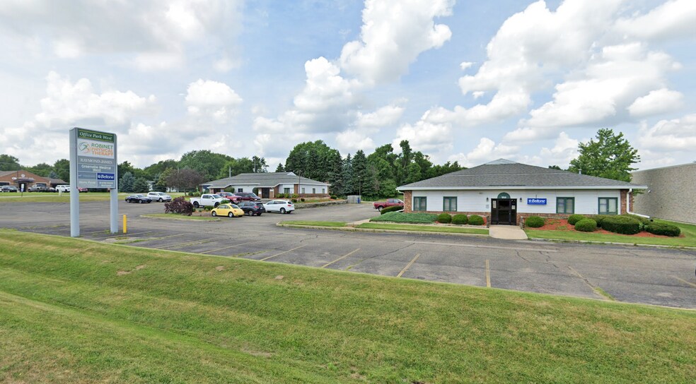 More Photos Of 1810 W Washington St, Greenville Office For Lease