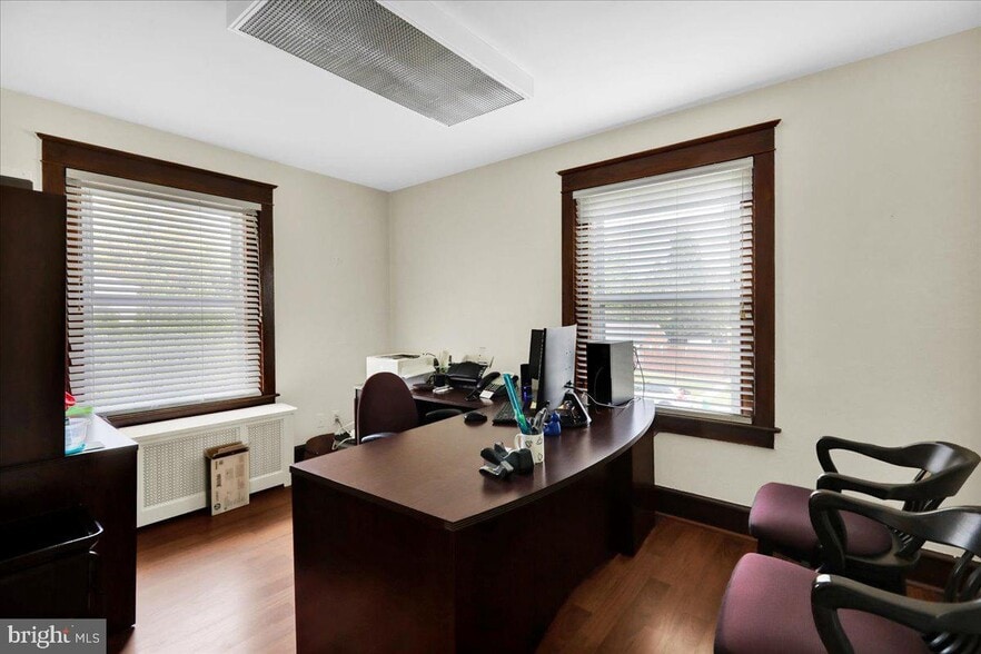More Photos Of 325 E Lancaster Ave, Reading Office Residential For Sale