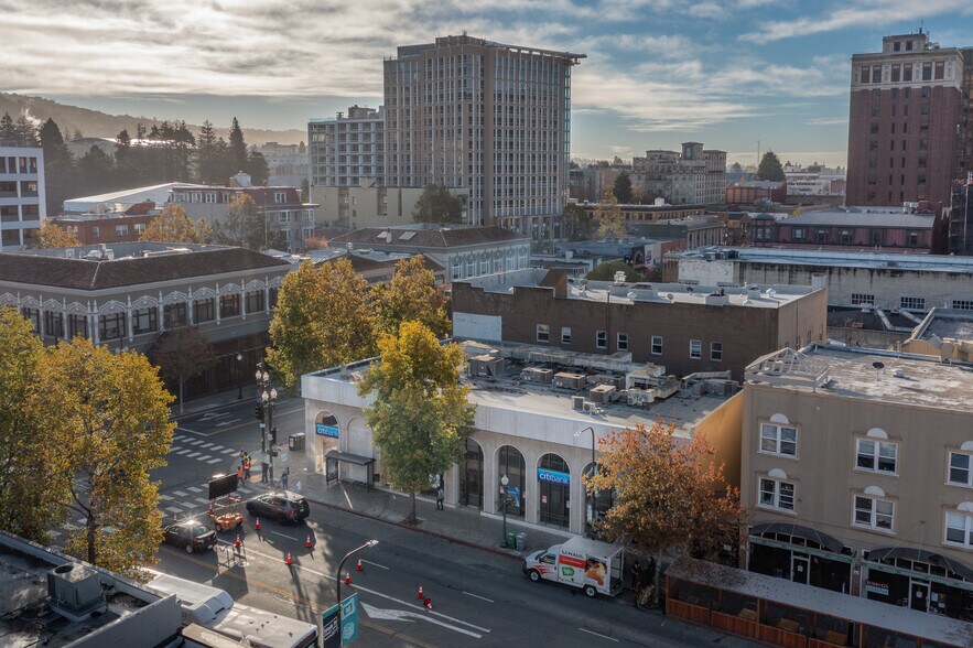 More Photos Of 2000 Shattuck Ave, Berkeley Bank For Lease