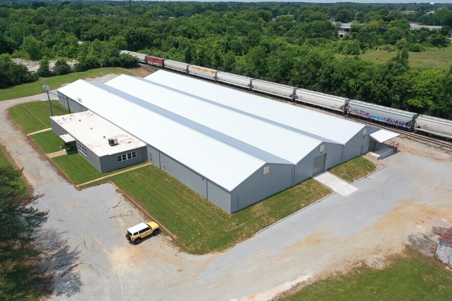 More Photos Of 1313 Frazier St, Athens Warehouse For Sale