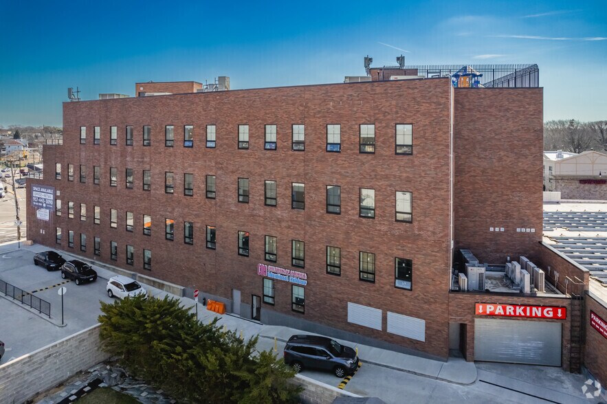 More Photos Of 251-73 Jericho Tpke, Bellerose Office For Lease