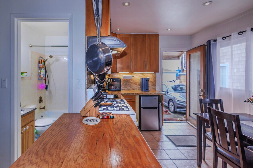 More Photos Of 47 Carmel Ave, Pacifica Multifamily For Sale