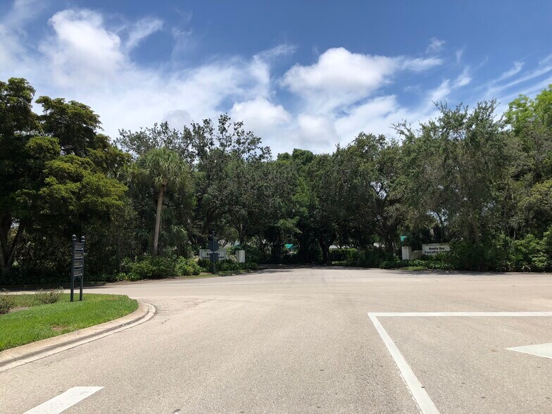 More Photos Of 3451 Bonita Bay Blvd, Bonita Springs Office Residential For Lease