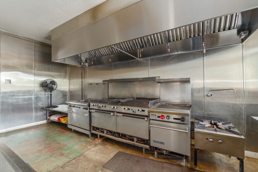 More Photos Of 21871 Richard St, Perris Religious Facility For Sale