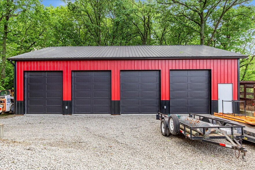 More Photos Of 7621 SE Cannon Ball Rd, Holt Specialty For Sale