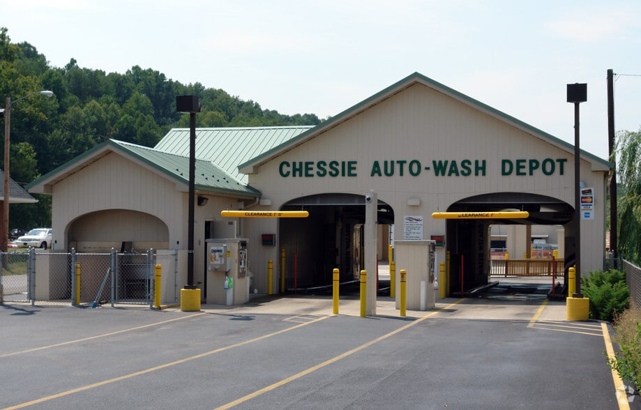 Primary Photo Of 701 Chestnut St, South Charleston Carwash For Sale