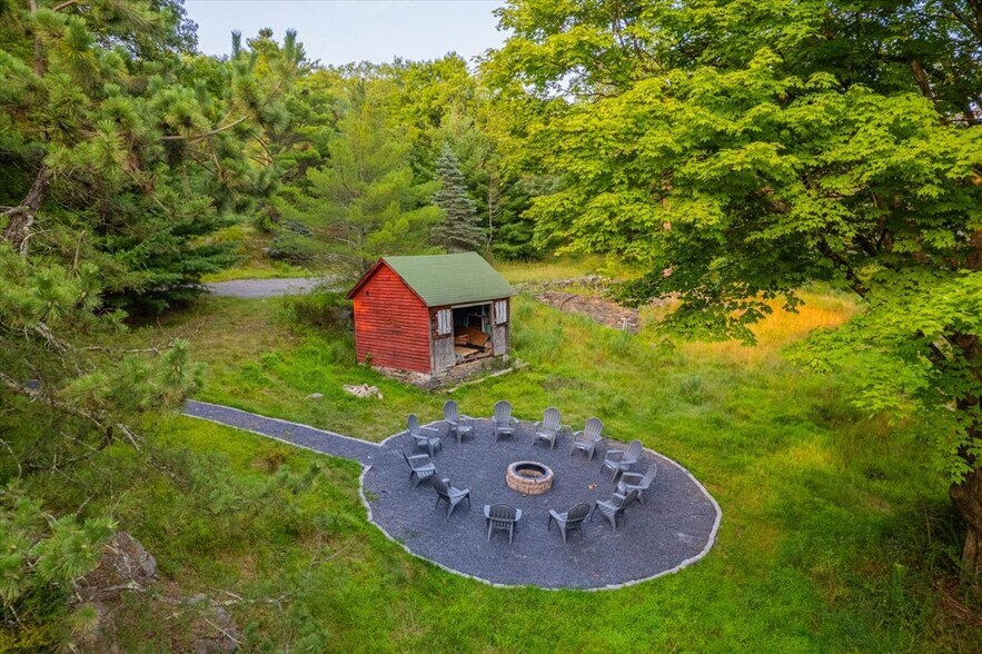 More Photos Of 112 Tawny Fox trl, East Stroudsburg Hospitality For Sale