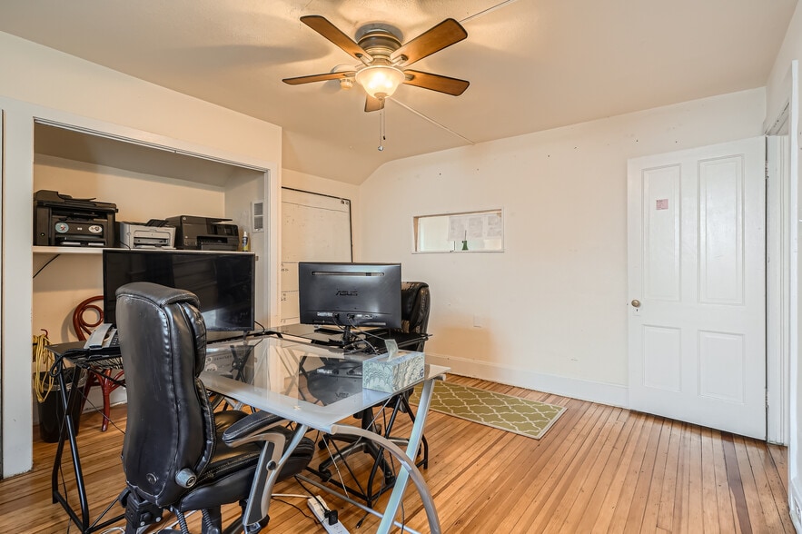 More Photos Of 940 Logan St, Denver Office For Lease