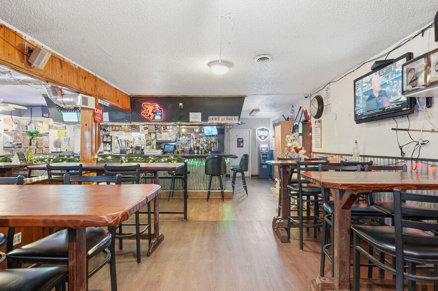 More Photos Of 3911 N Madison St, Spokane Office Residential For Sale