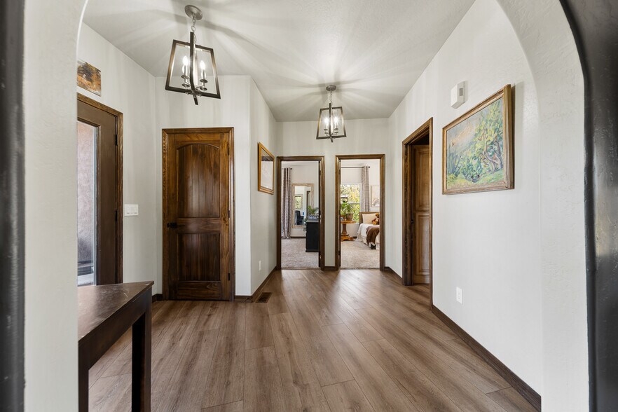 More Photos Of 7056 Bustin Dutch Trl, Show Low Multifamily For Sale