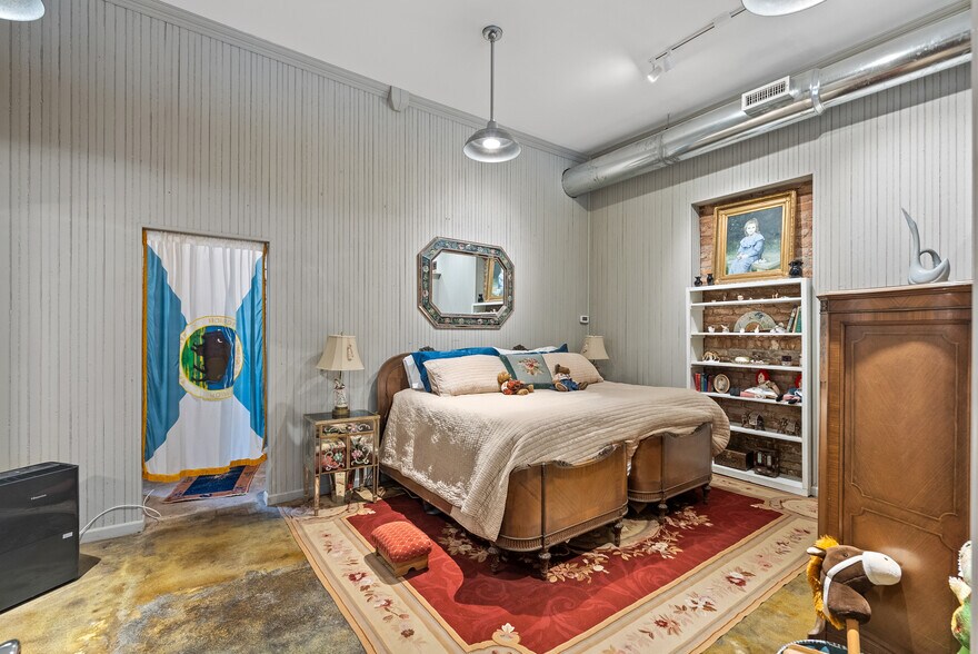 More Photos Of 215 W 3rd St, Farmville General Retail For Sale