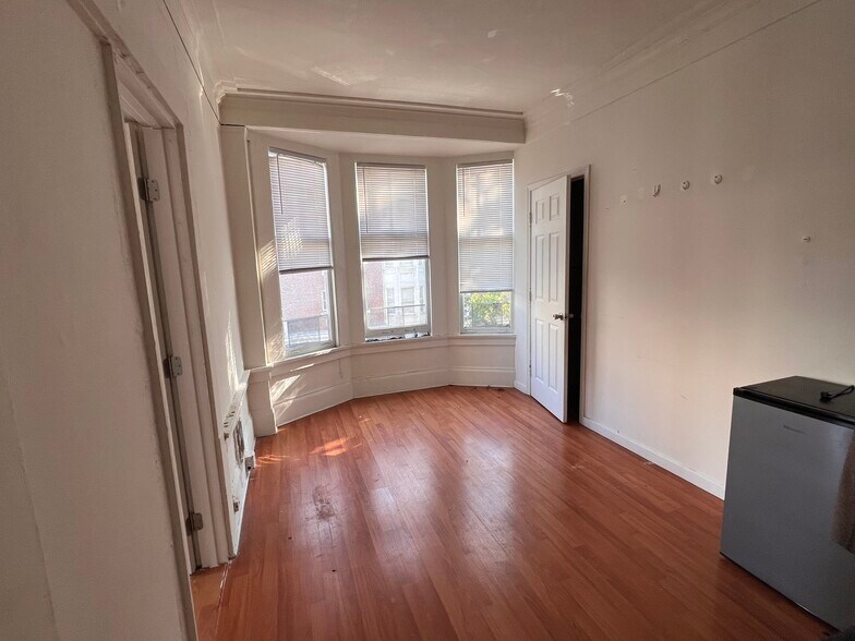 More Photos Of 545-555 Hyde St, San Francisco Apartments For Sale