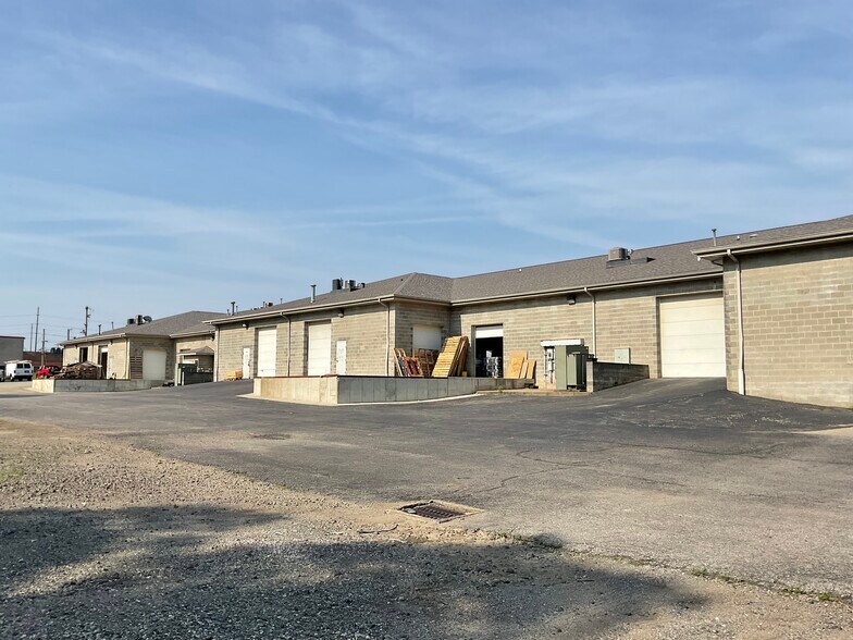 More Photos Of , Youngstown Flex For Sale