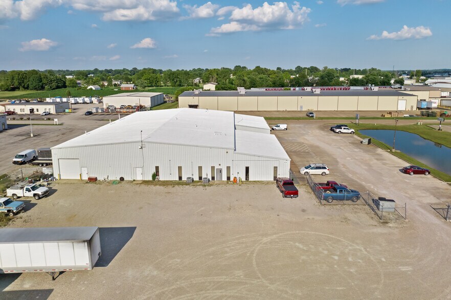 More Photos Of 2626 Kotter Ave, Evansville Warehouse For Sale