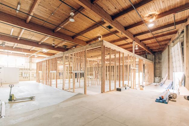 More Photos Of 111 SE Yamhill St, Portland Warehouse For Sale