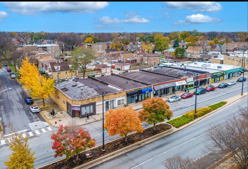 More Photos Of 2517 W 79th St, Chicago Storefront For Sale