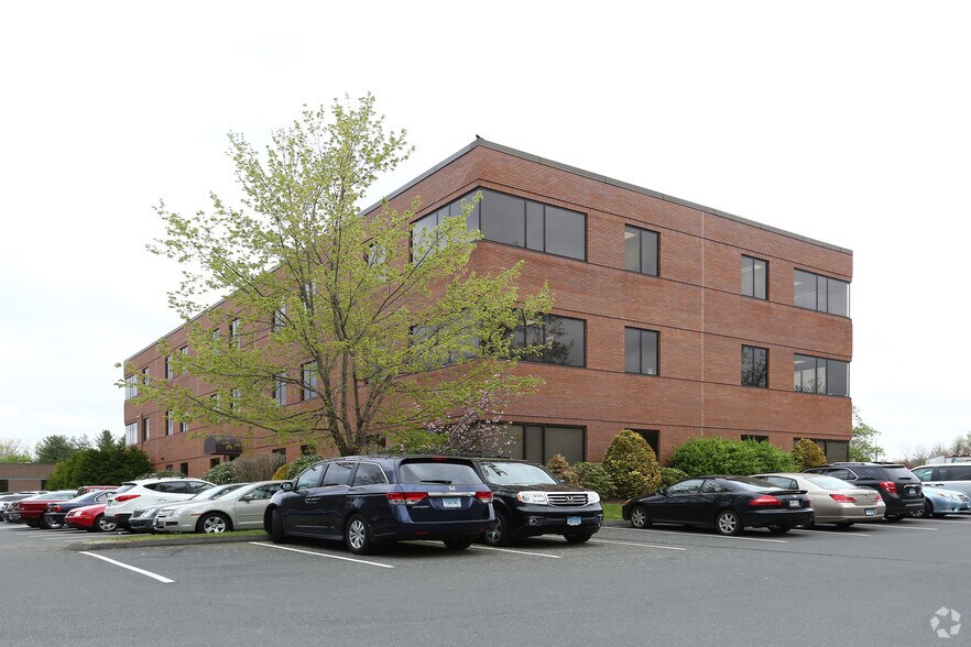 More Photos Of 6 Northwestern Dr, Bloomfield Medical For Lease