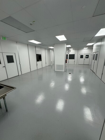 More Photos Of 190 E San Antonio Dr, King City Industrial For Sale